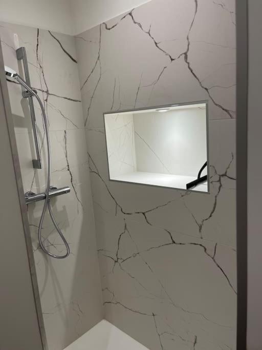 Superbe Appartement Plein Centre Millau Bagian luar foto