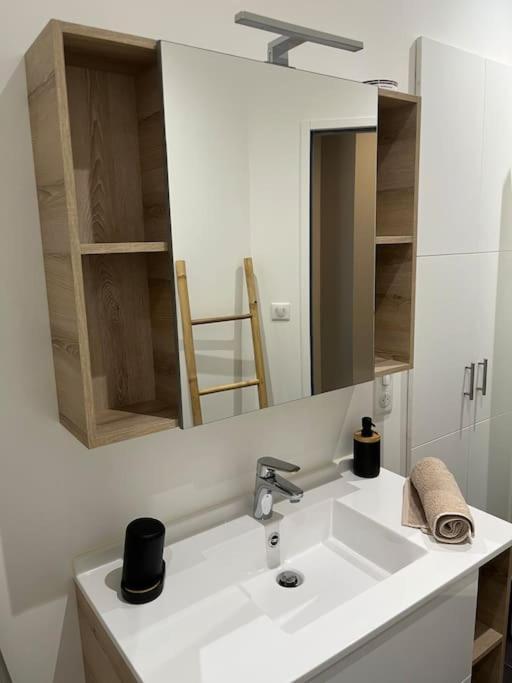 Superbe Appartement Plein Centre Millau Bagian luar foto